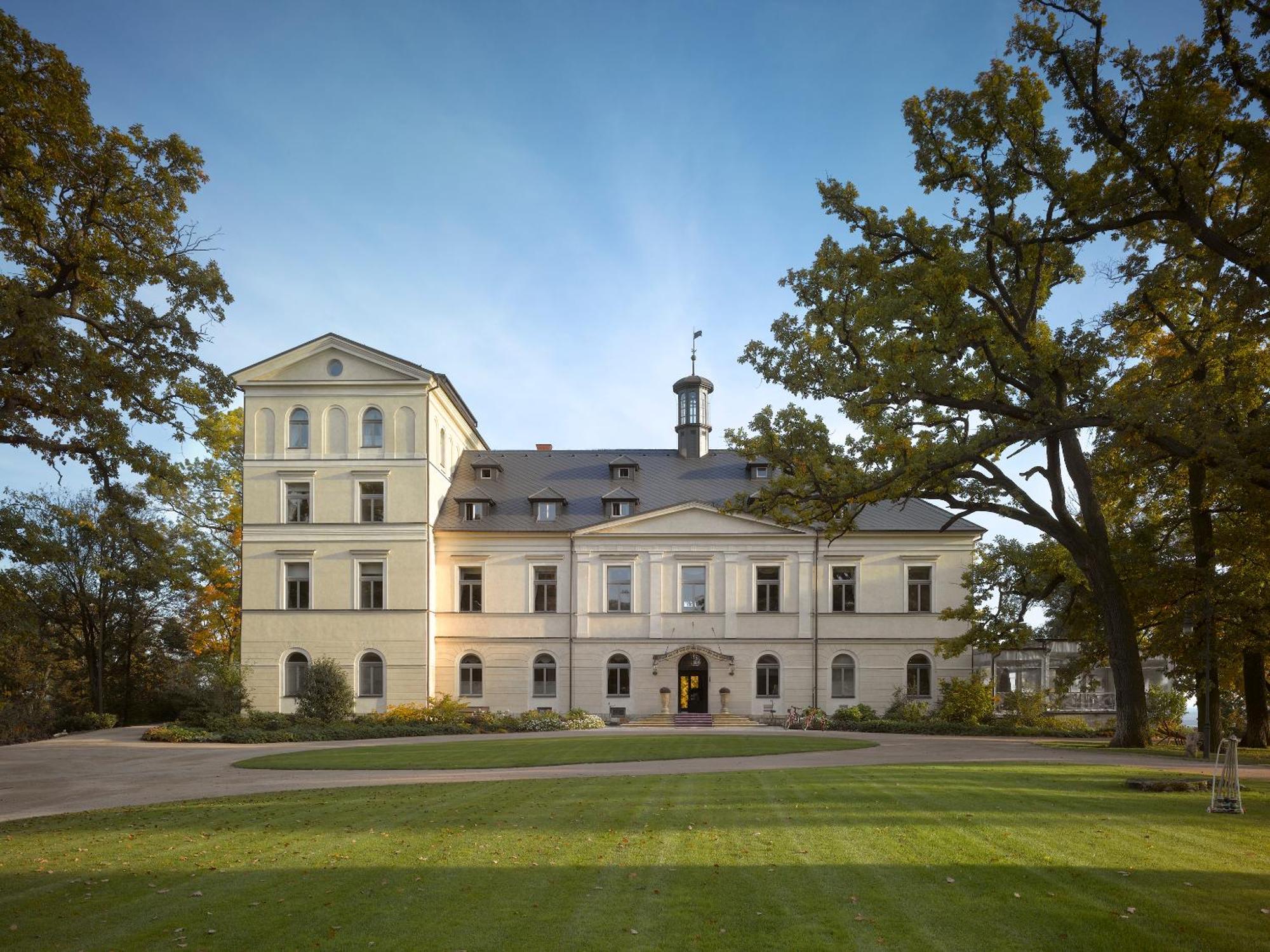 Chateau Mcely Ngoại thất bức ảnh