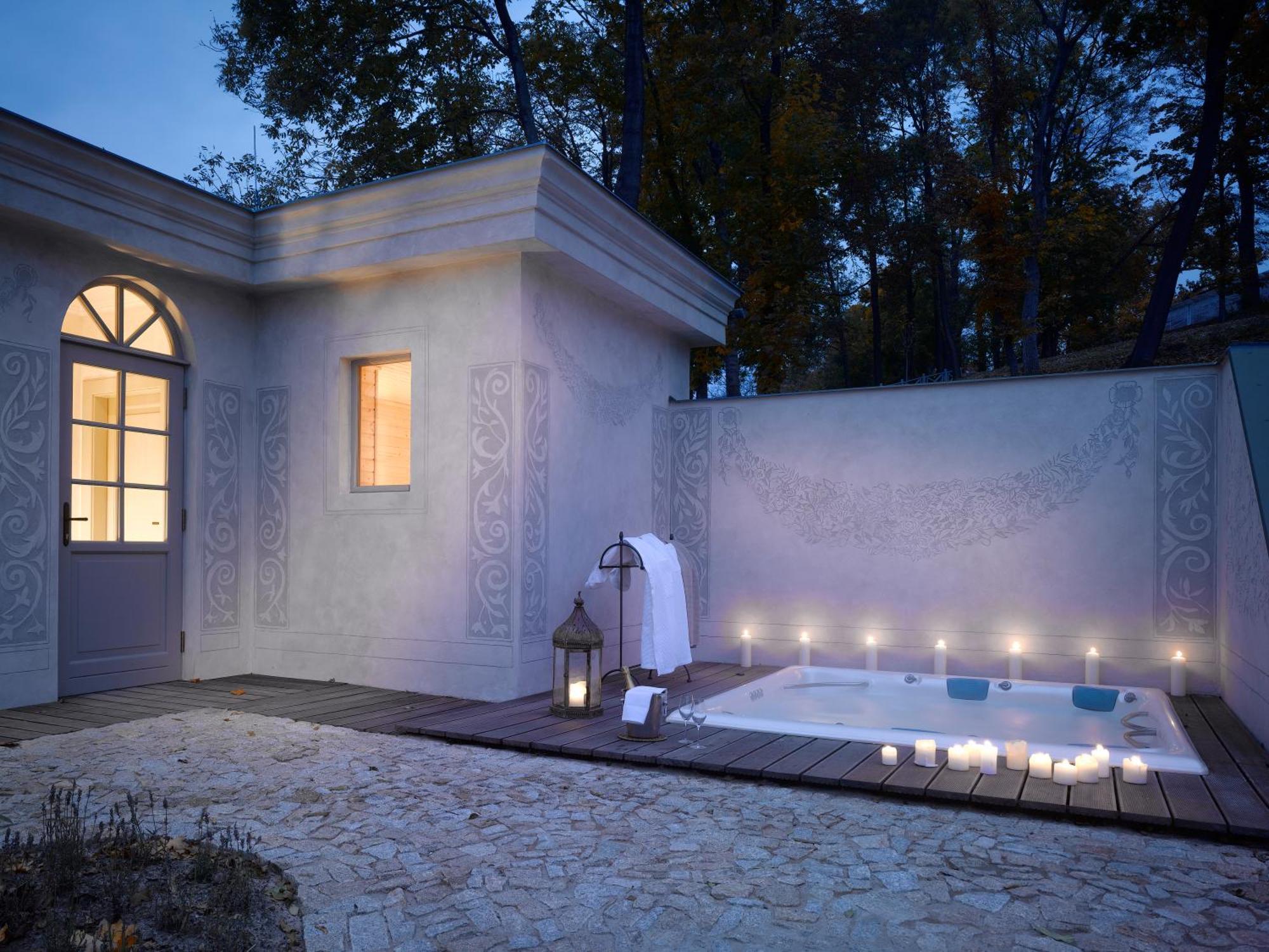 Chateau Mcely Ngoại thất bức ảnh