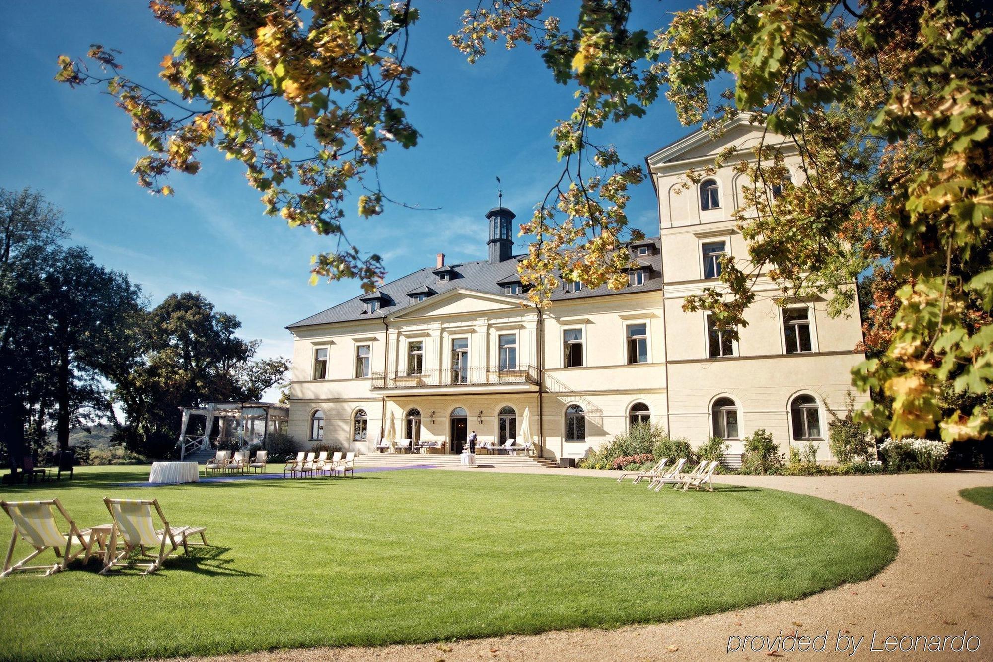 Chateau Mcely Ngoại thất bức ảnh